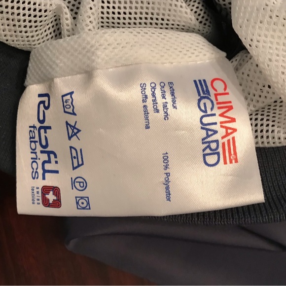 Cutter & Buck Women’s 1/2 Zip Top - Picture 5 of 8